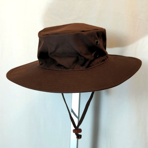 Hills Hats Accessories Hills Hats Made In New Zealand Waxed Cotton